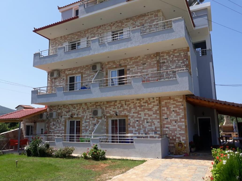 Ylli Mance Apartments Ksamil Exteriér fotografie